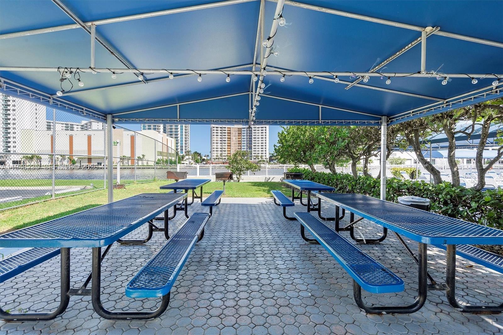 TOWERS OF OCEANVIEW SOUTH - Residential