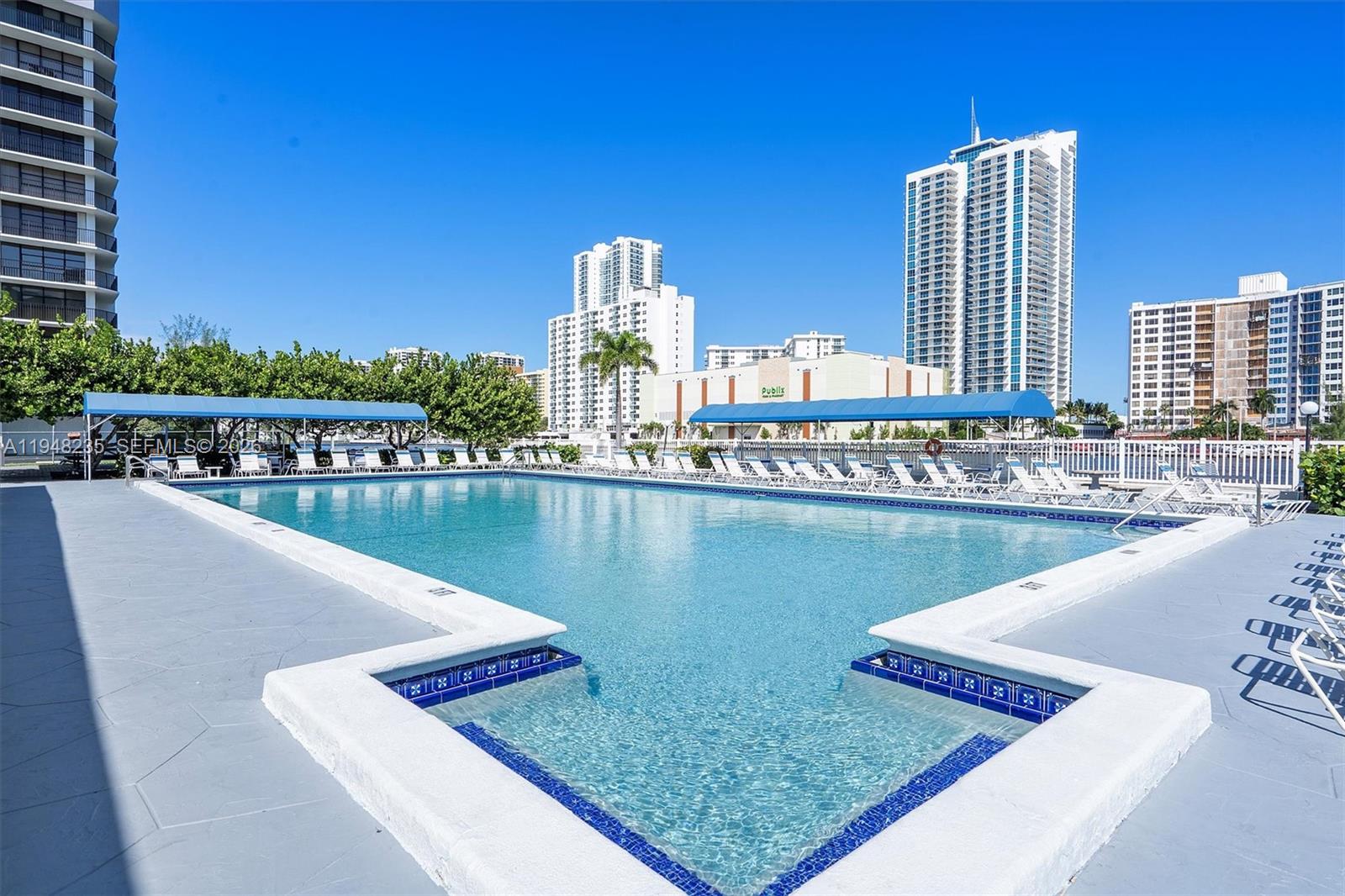 TOWERS OF OCEANVIEW SOUTH - Residential