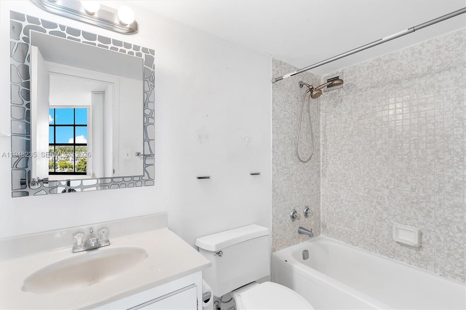 TOWERS OF OCEANVIEW SOUTH - Residential