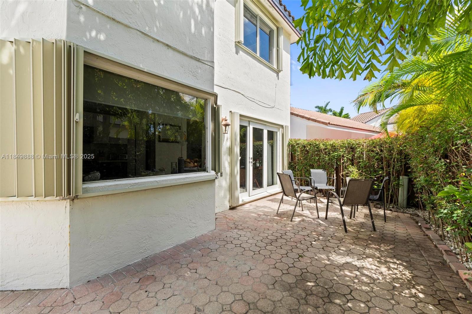 IMPERIAL GROUP - Residential