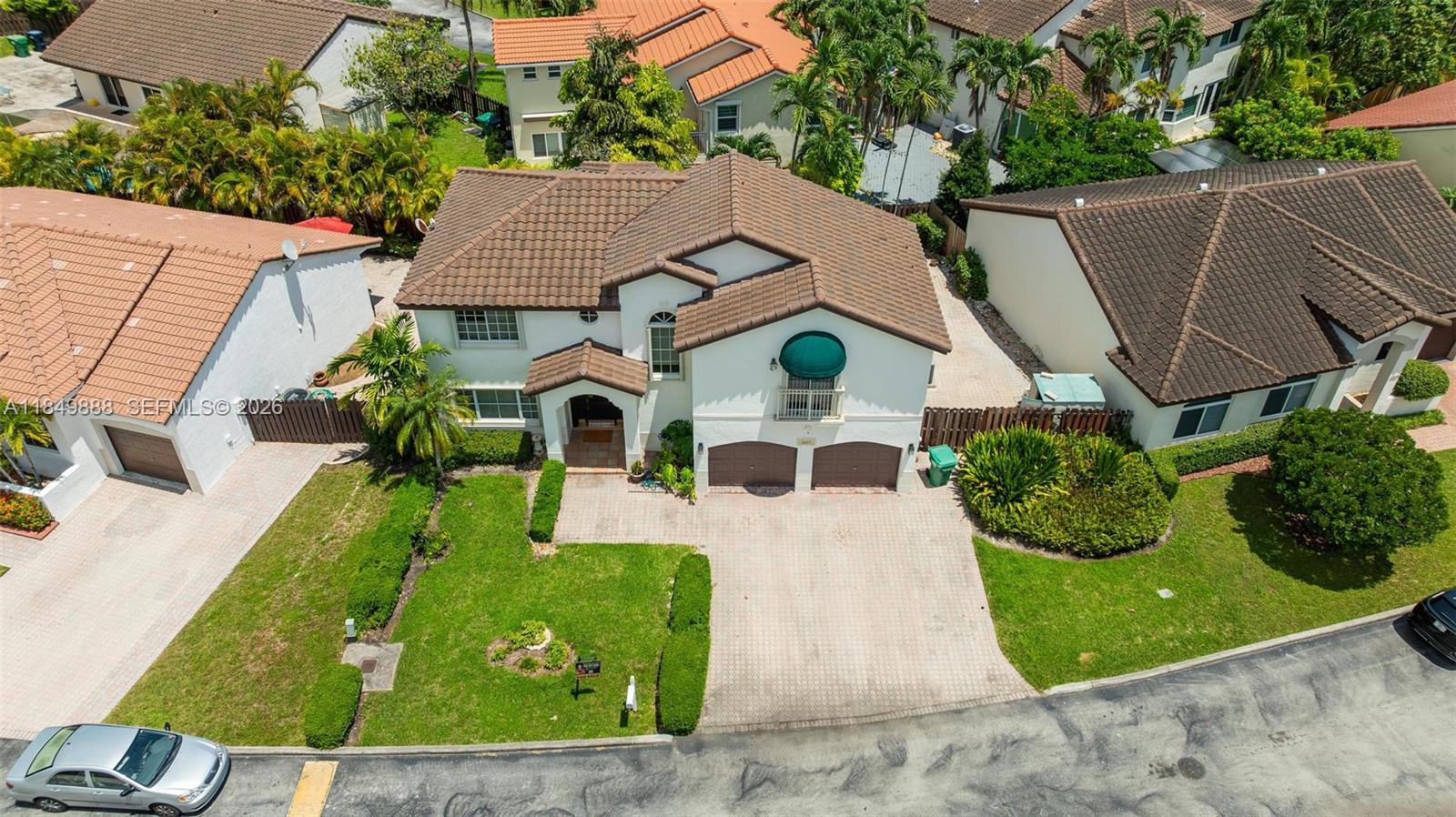 IMPERIAL GROUP - Residential