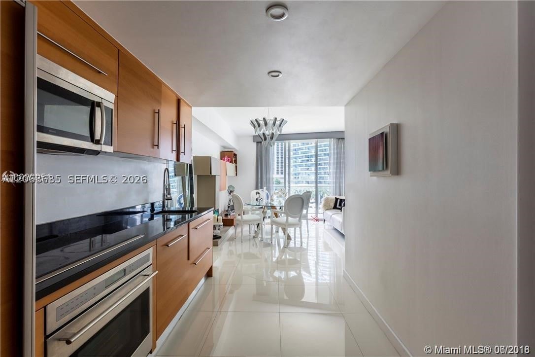 465 Brickell Ave 604