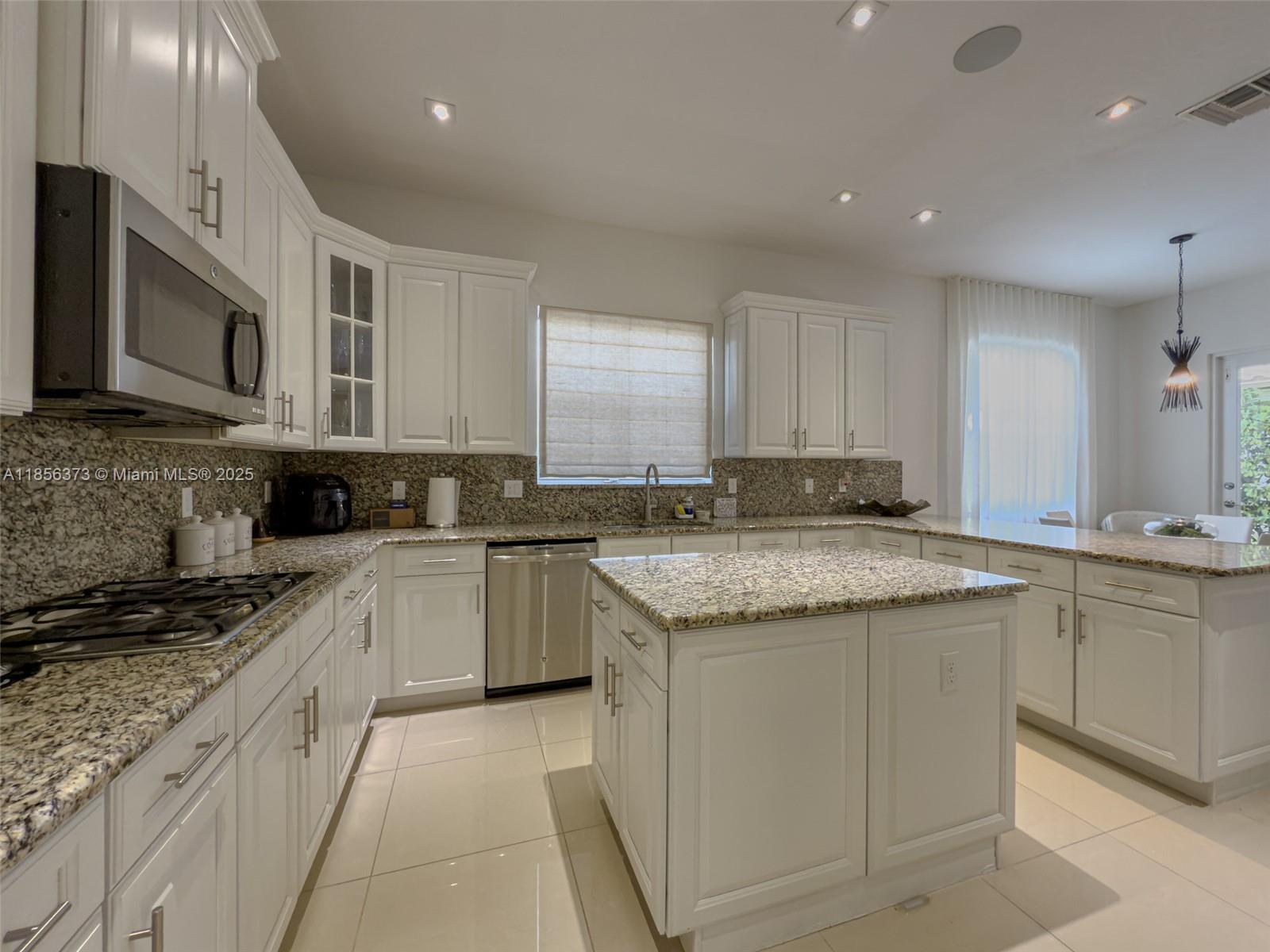 MIRALAGO AT PARKLAND - Residential