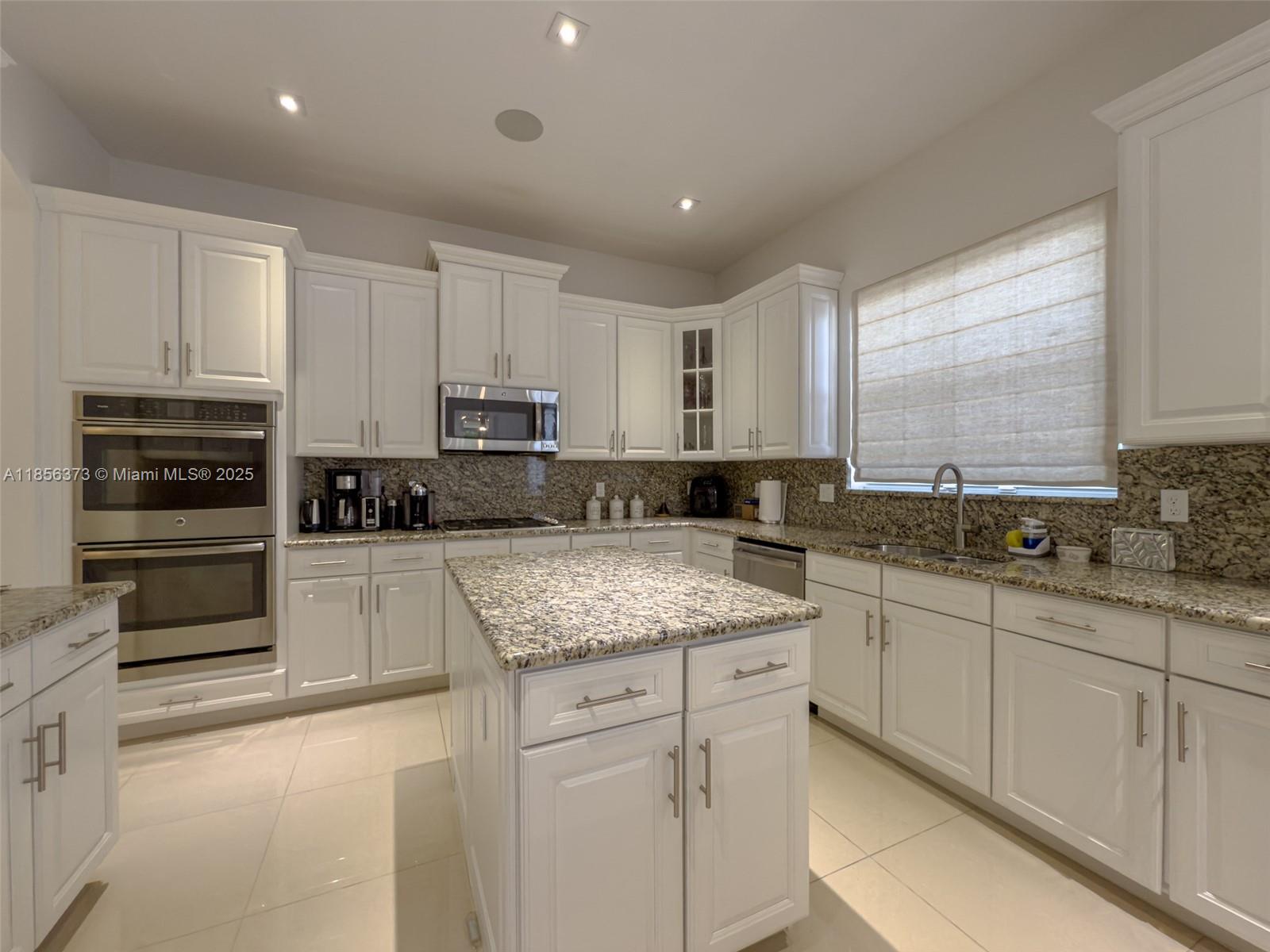 MIRALAGO AT PARKLAND - Residential