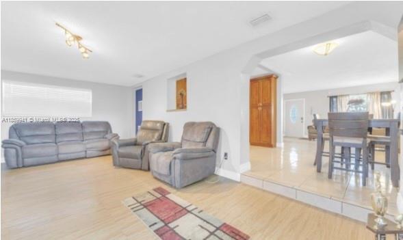 4TH ADDN TO STARLIGHT - Residential