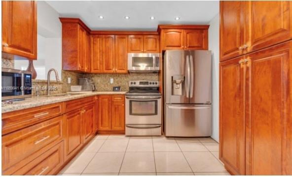3738 NW 207th Dr