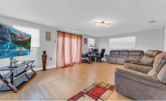 4TH ADDN TO STARLIGHT - Residential
