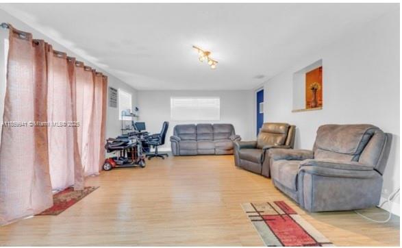4TH ADDN TO STARLIGHT - Residential