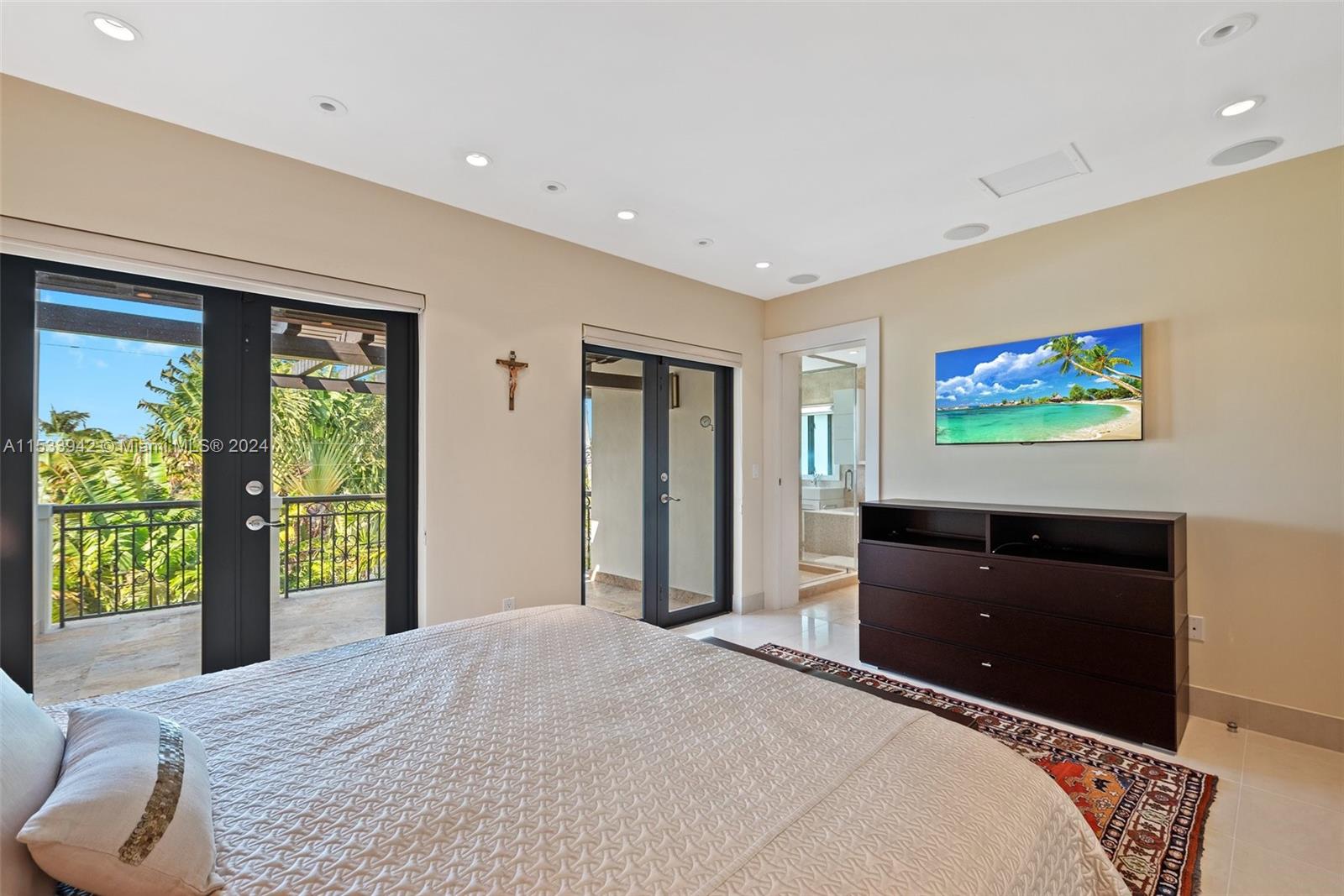 TROPICAL ISLE HOMES SUB 1 - Residential