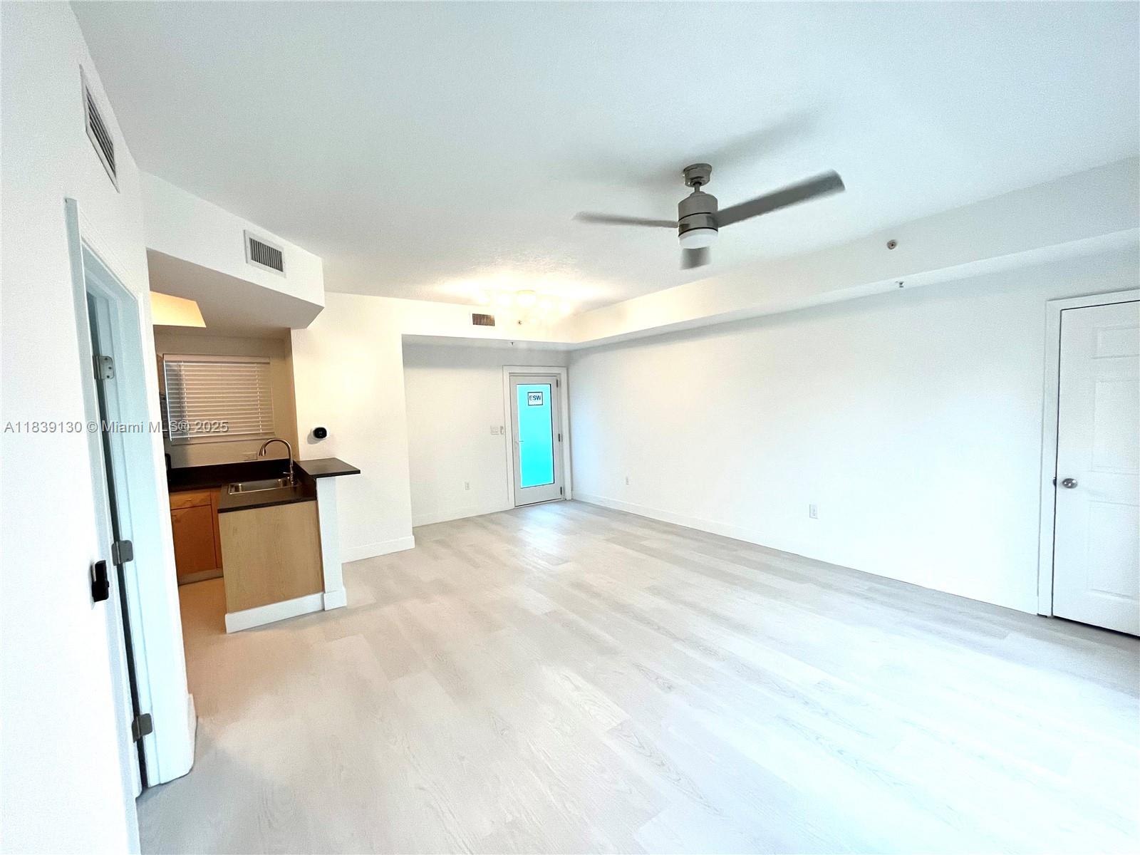 7516 NE 1st Ave 302