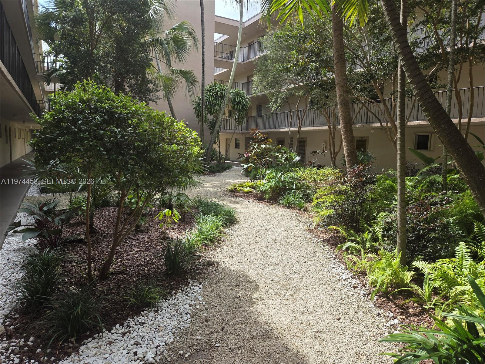 BRIARWINDS CONDO PH 1 - Residential Lease