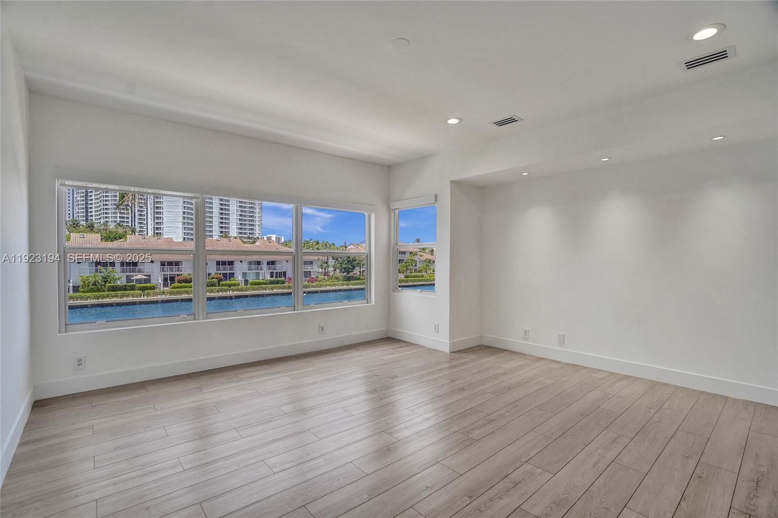 ISLAND WAY - Residential Lease