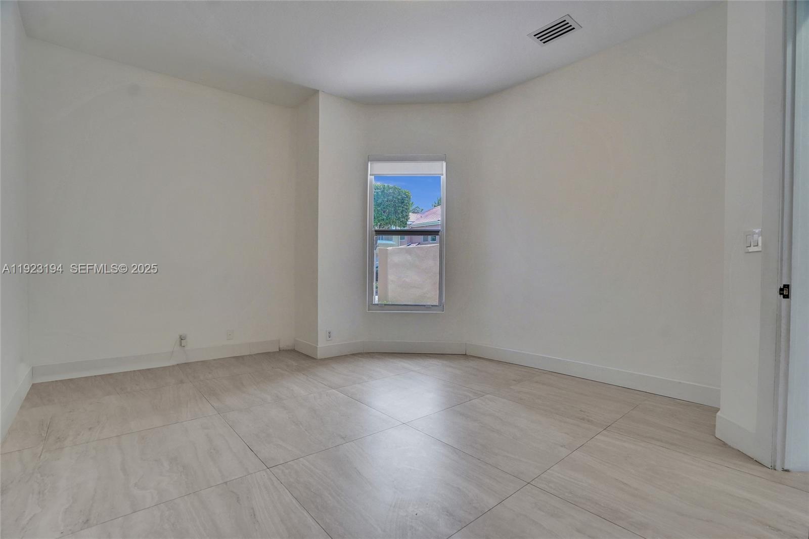 ISLAND WAY - Residential Lease