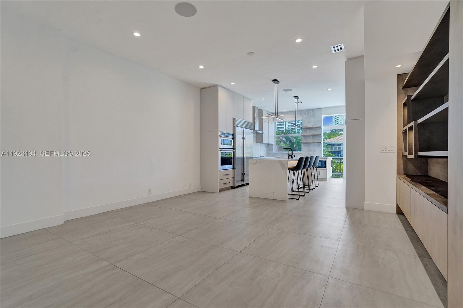 ISLAND WAY - Residential Lease