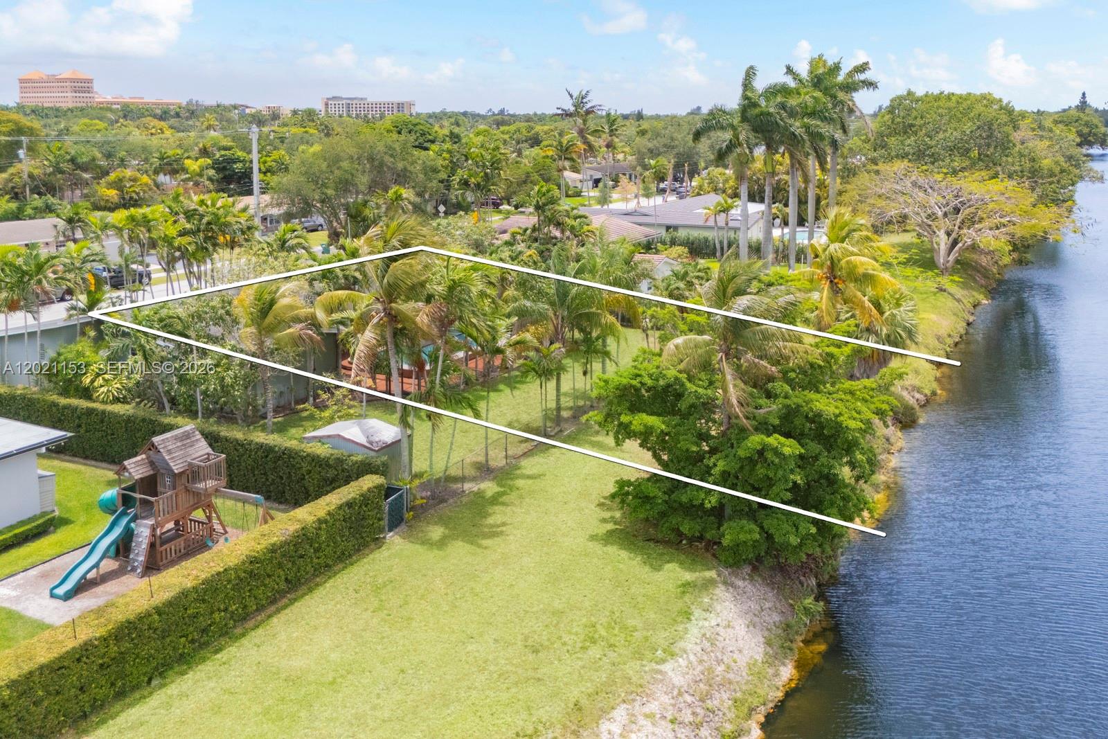 SNAPPER CREEK PARK UNIT N - Residential