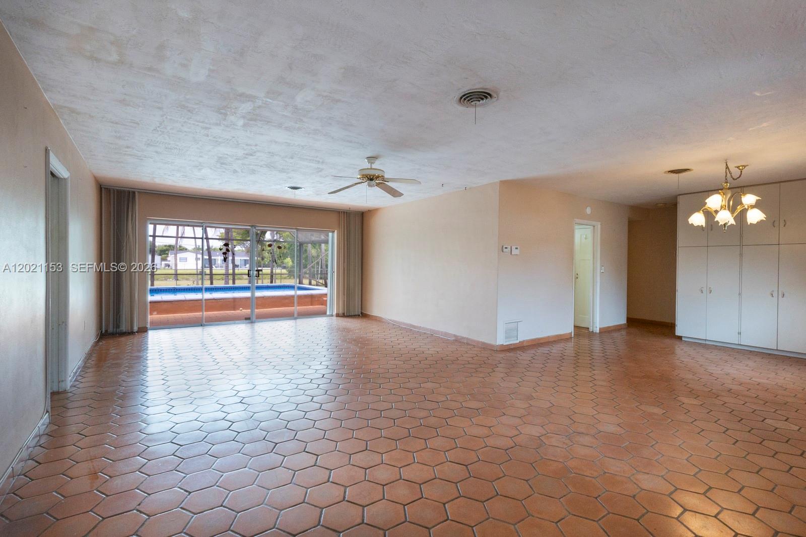 SNAPPER CREEK PARK UNIT N - Residential
