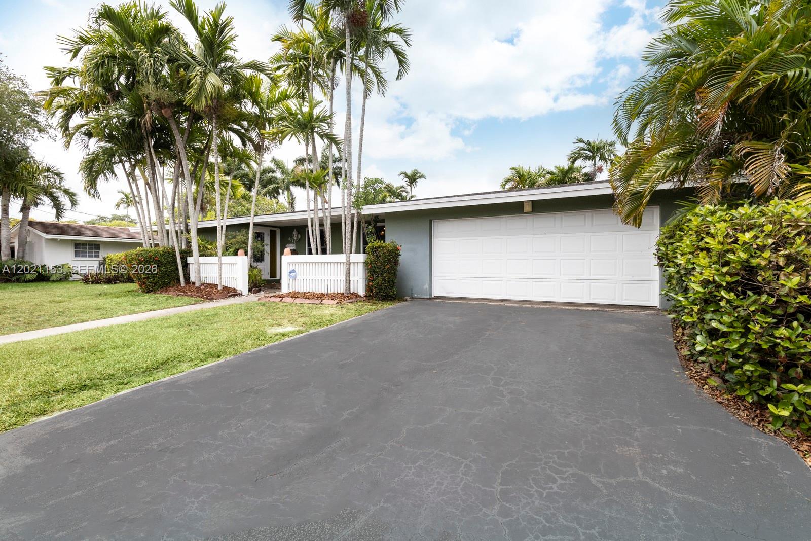 SNAPPER CREEK PARK UNIT N - Residential