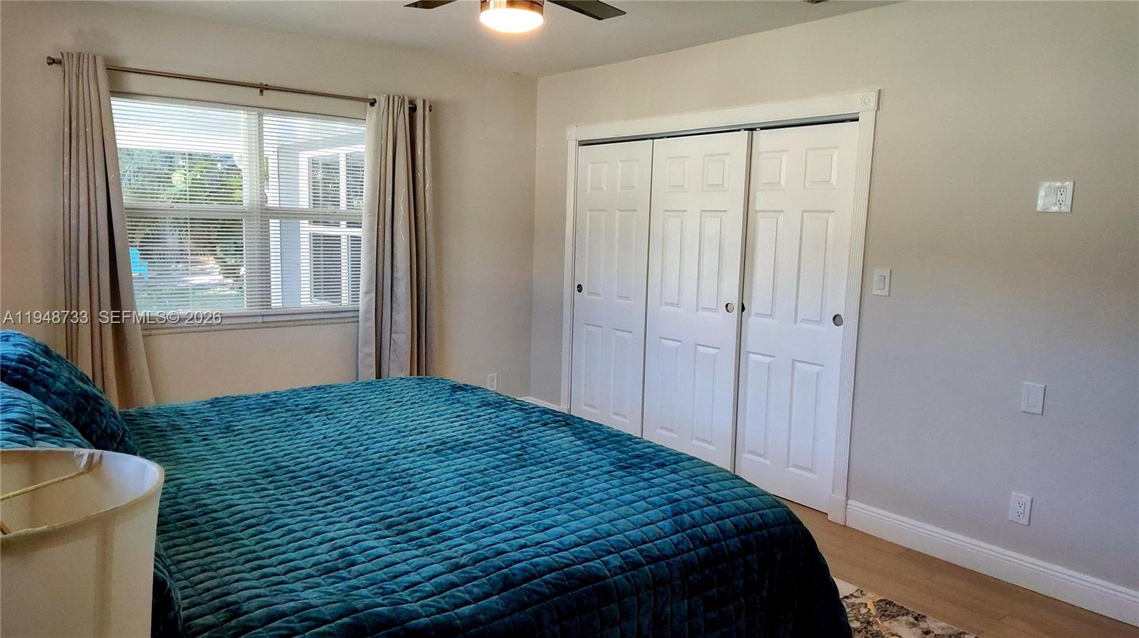 HOLLYWOOD LITTLE RANCHES - Residential