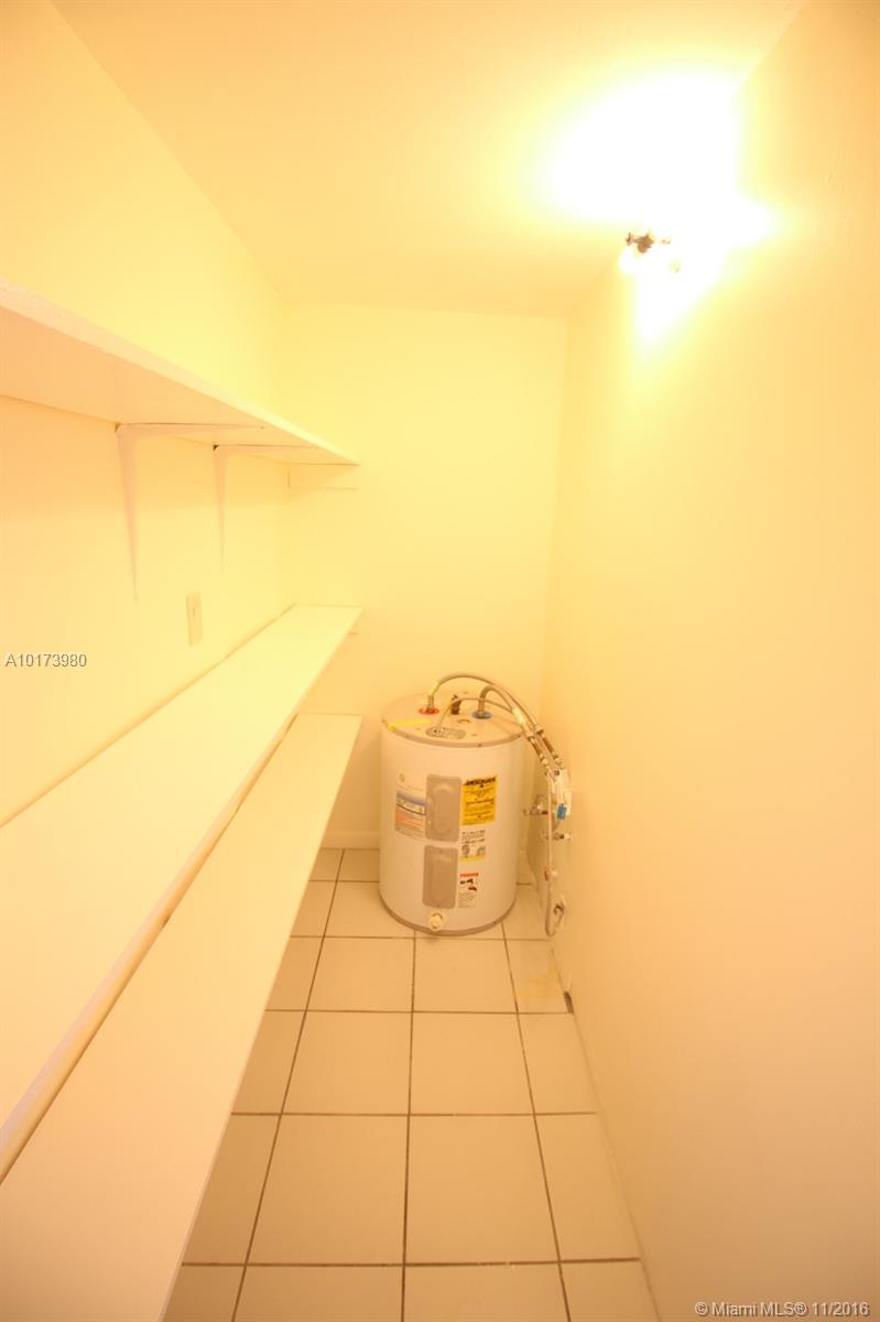 Bay Drive - Residential Lease