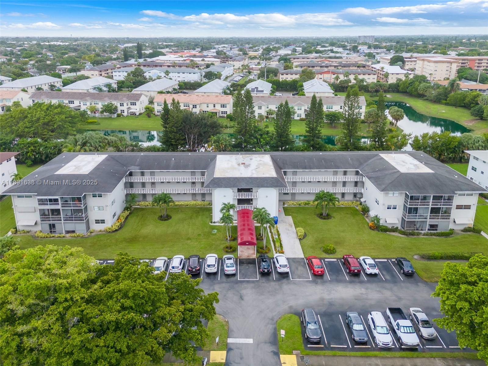 HILLCREST NO 4 CONDO - Residential