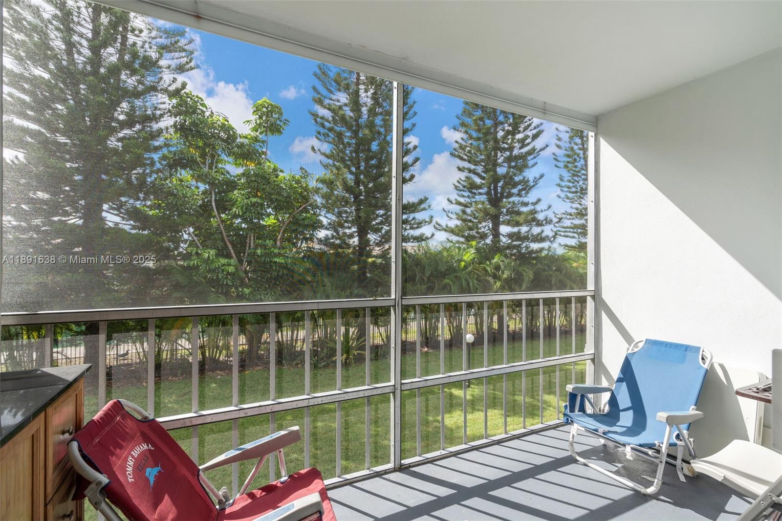 HILLCREST NO 4 CONDO - Residential