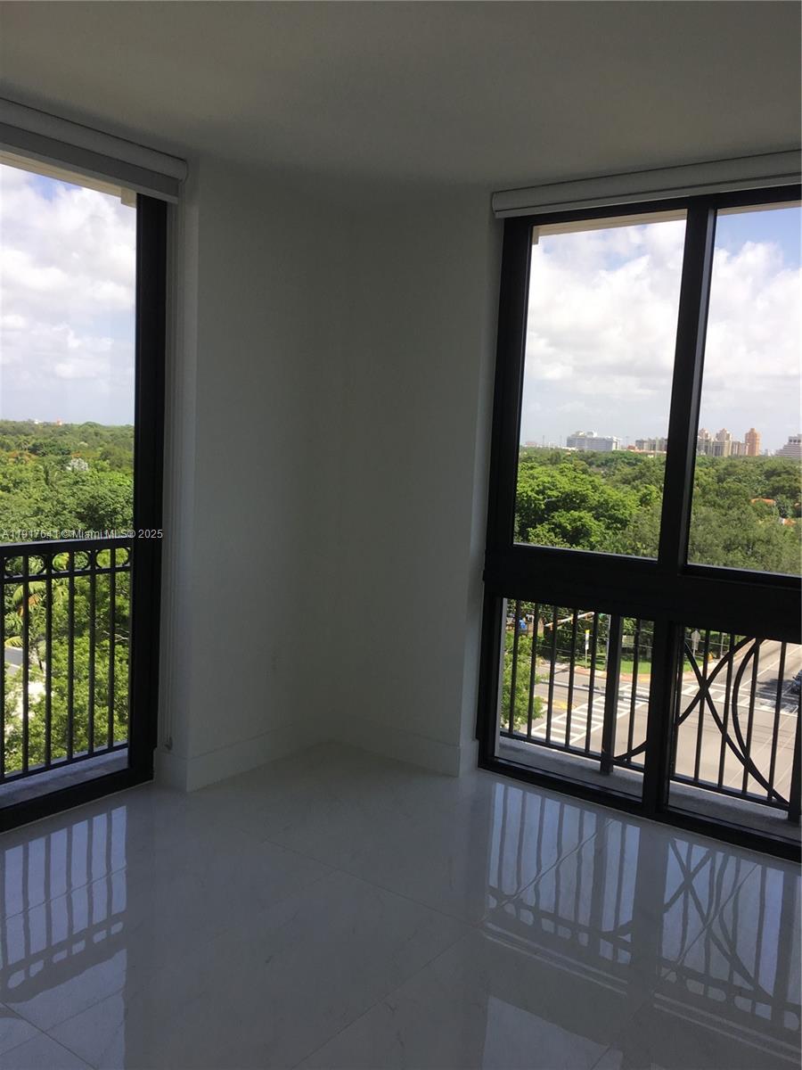 MERRICK MANOR CONDO - Residential Lease