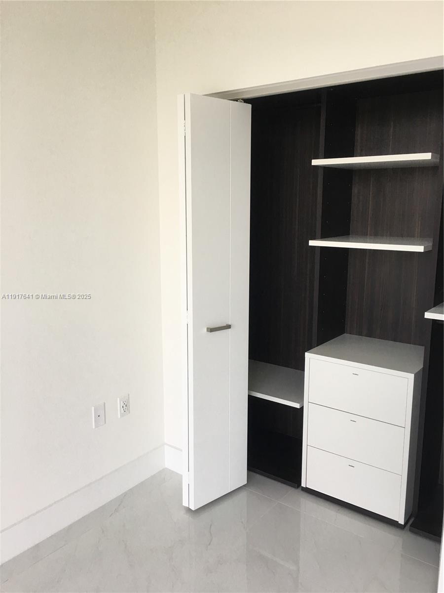 MERRICK MANOR CONDO - Residential Lease