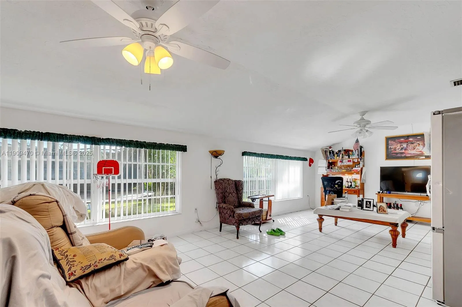 Homestead, Florida 33030, United States, 4 Bedrooms Bedrooms, ,2 BathroomsBathrooms,Residential,Active,240370