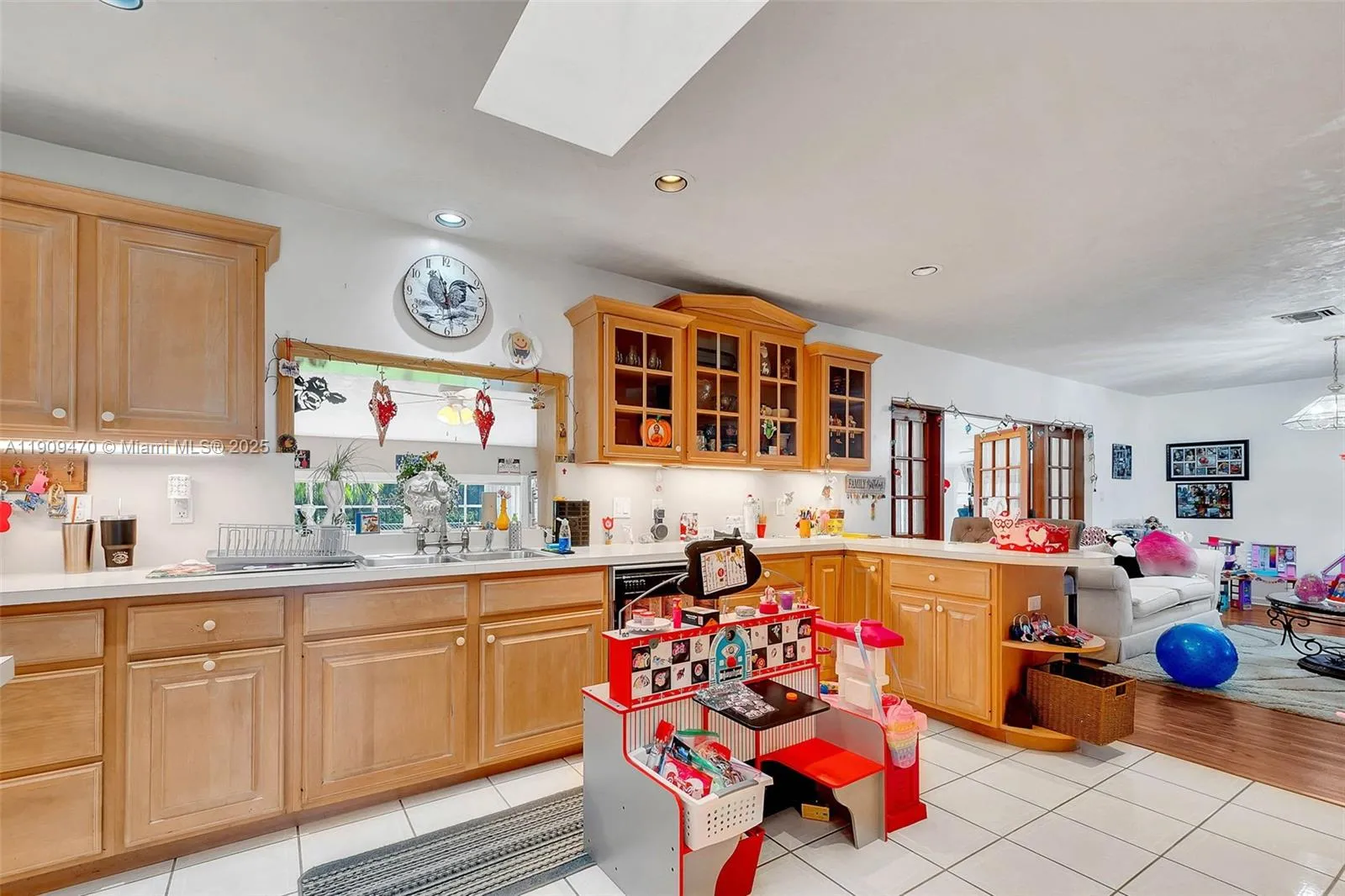 Homestead, Florida 33030, United States, 4 Bedrooms Bedrooms, ,2 BathroomsBathrooms,Residential,Active,240370