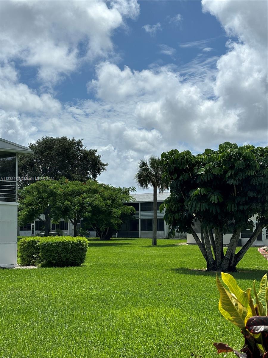 Welcome Home! Relax in this beautiful and spacious 1 bedroom 1 bathroom 1st floor condo, in this peaceful and serene active 55 + community in west palm beach 2 mins from the turnpike.updated kitchen and bathroom, pet friendly and steps away from one of the many welcoming heated pool this community boast.