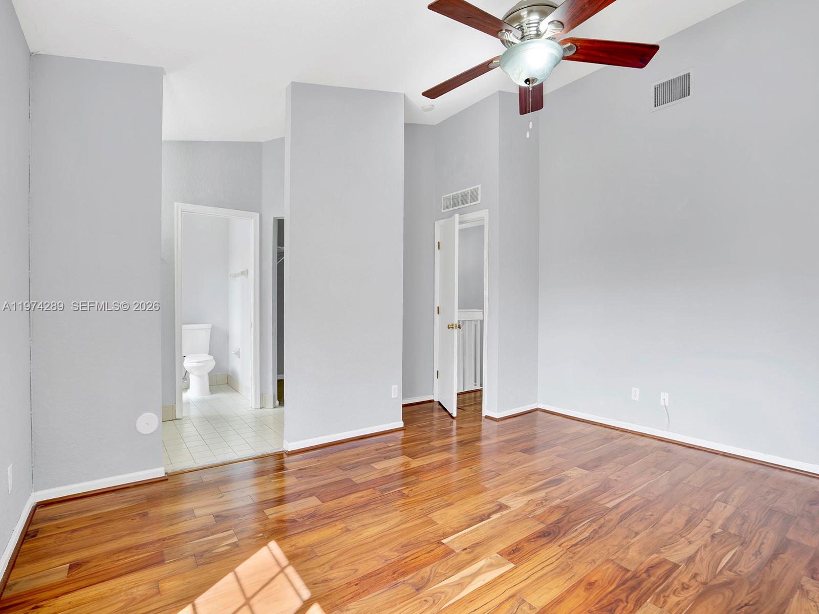 UNIVERSITY PARK - Residential Lease