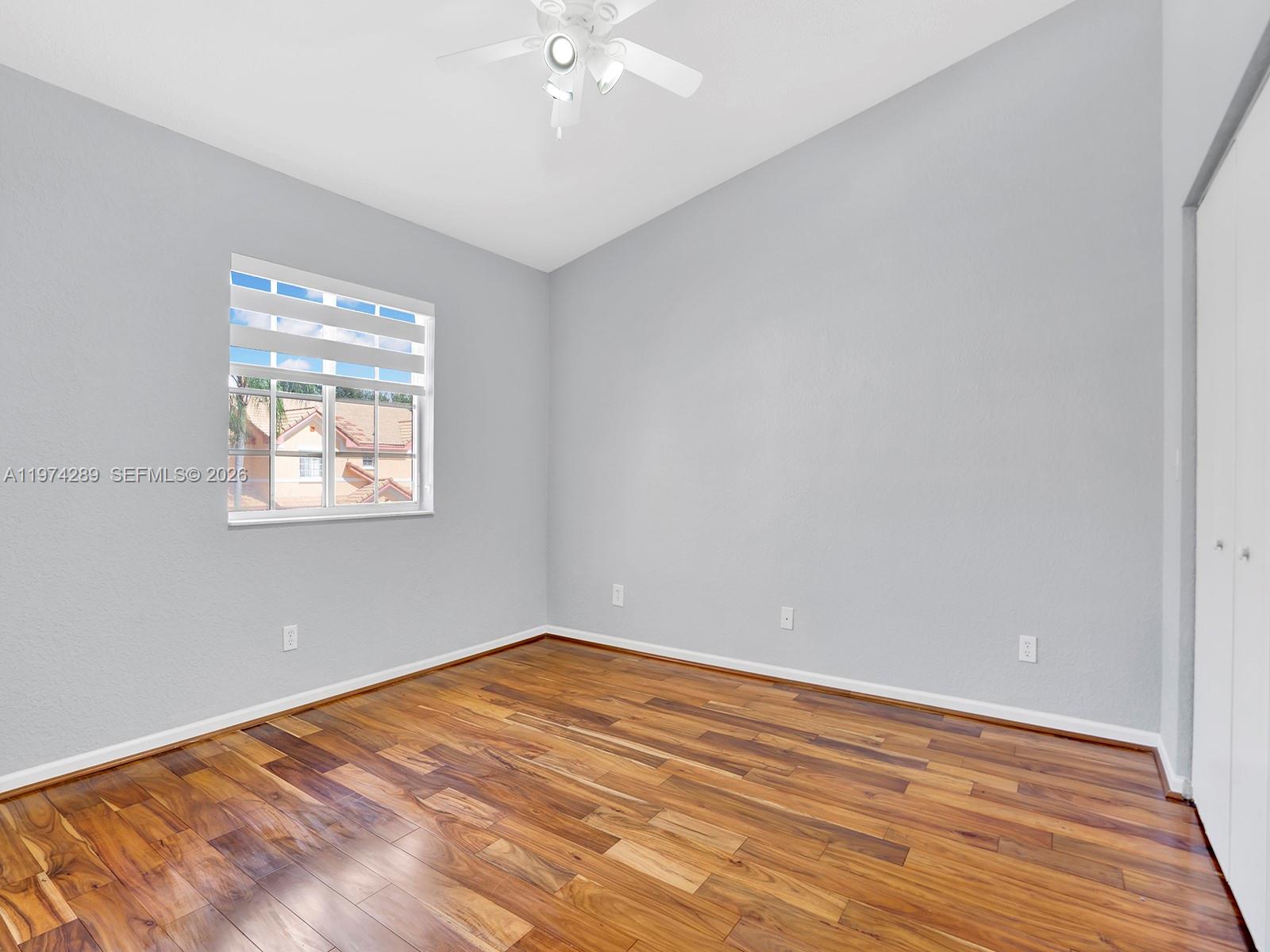 UNIVERSITY PARK - Residential Lease