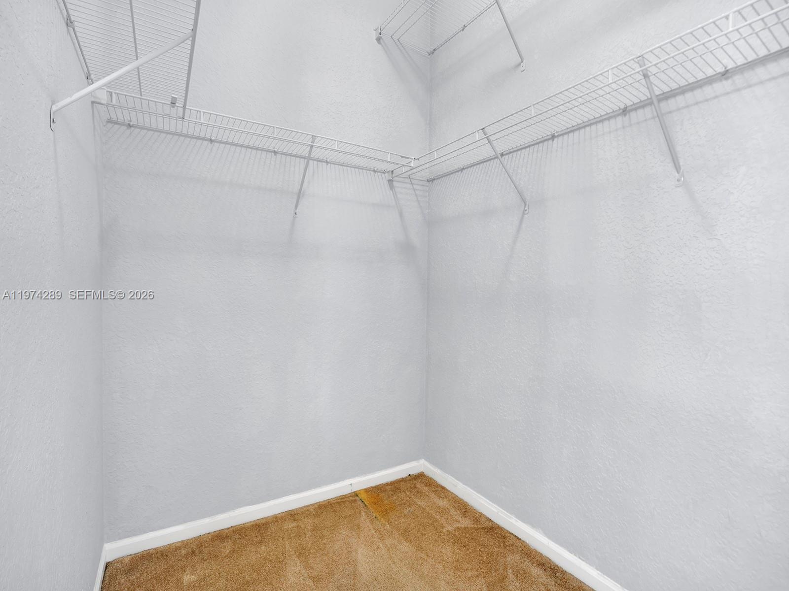 UNIVERSITY PARK - Residential Lease