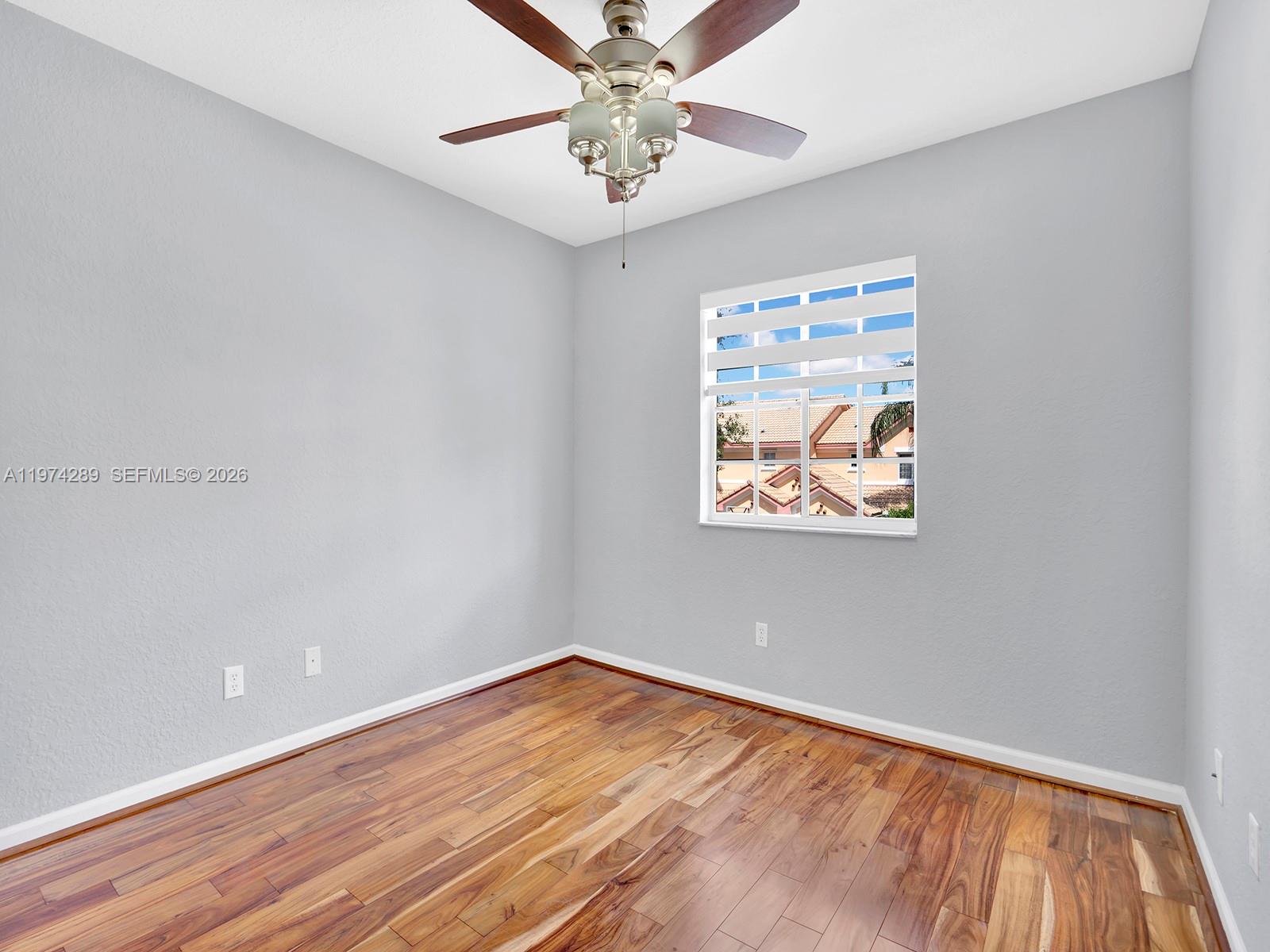 UNIVERSITY PARK - Residential Lease