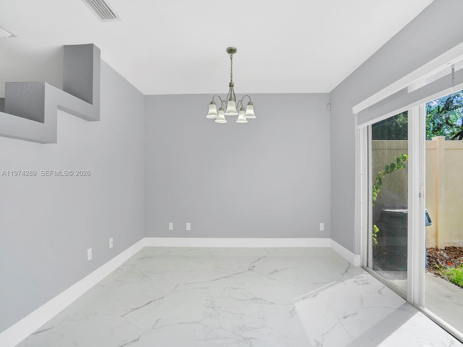 UNIVERSITY PARK - Residential Lease