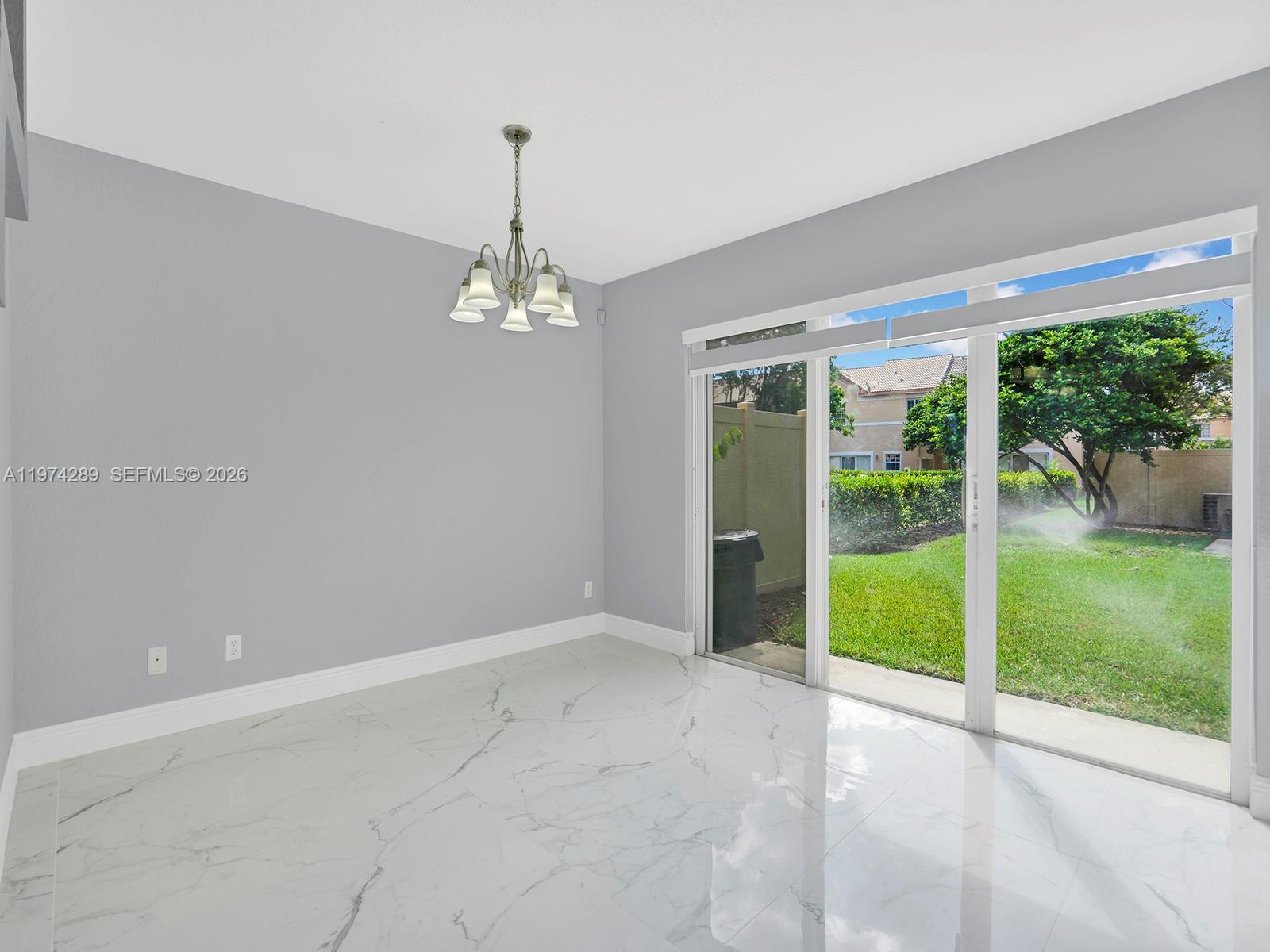 UNIVERSITY PARK - Residential Lease