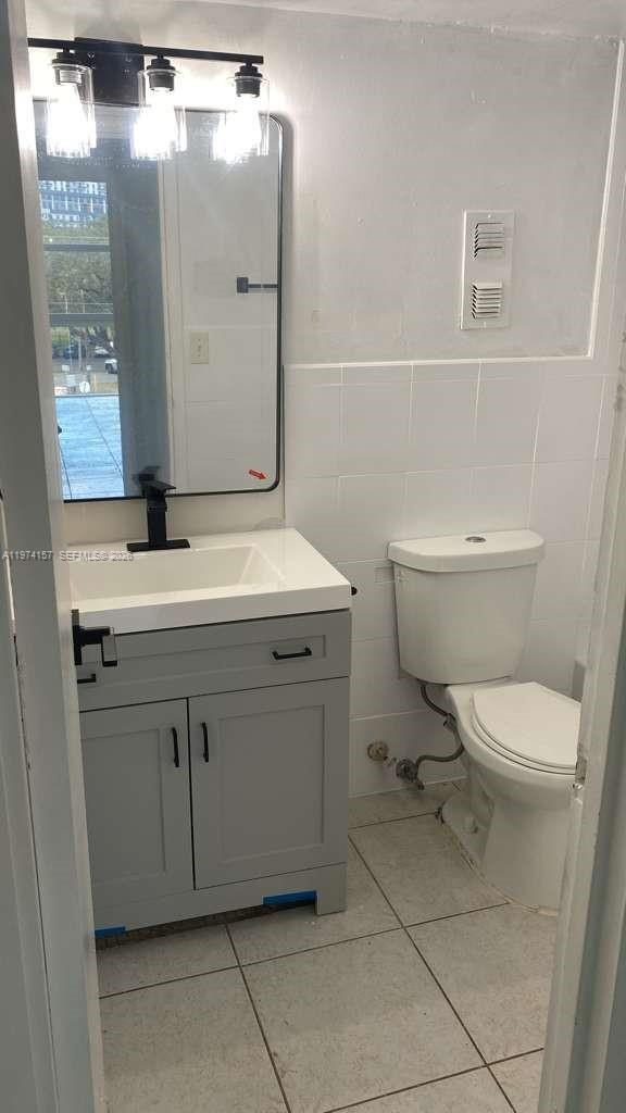 WOODSIDE APTS CONDO - Residential