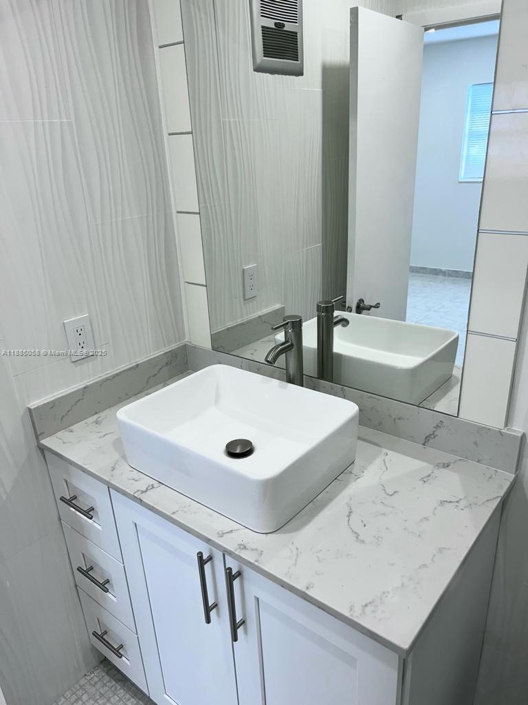 ELM GARDENS CONDO - Residential Lease