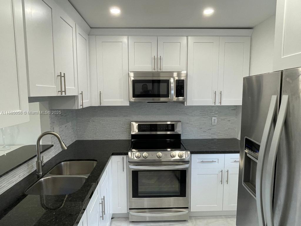 ELM GARDENS CONDO - Residential Lease