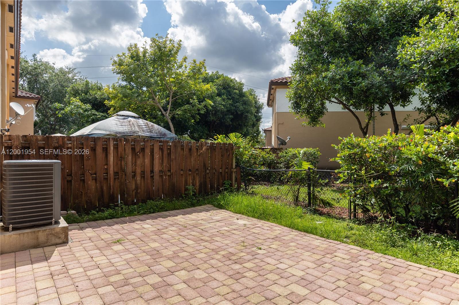 BELLAGIO AT VIZCAYA - Residential Lease