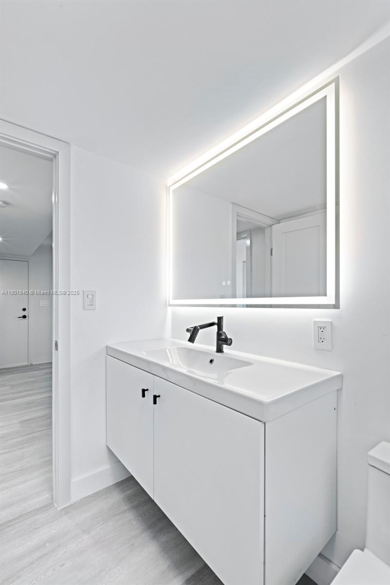 GOLDEN SURF TOWERS CONDO - Residential