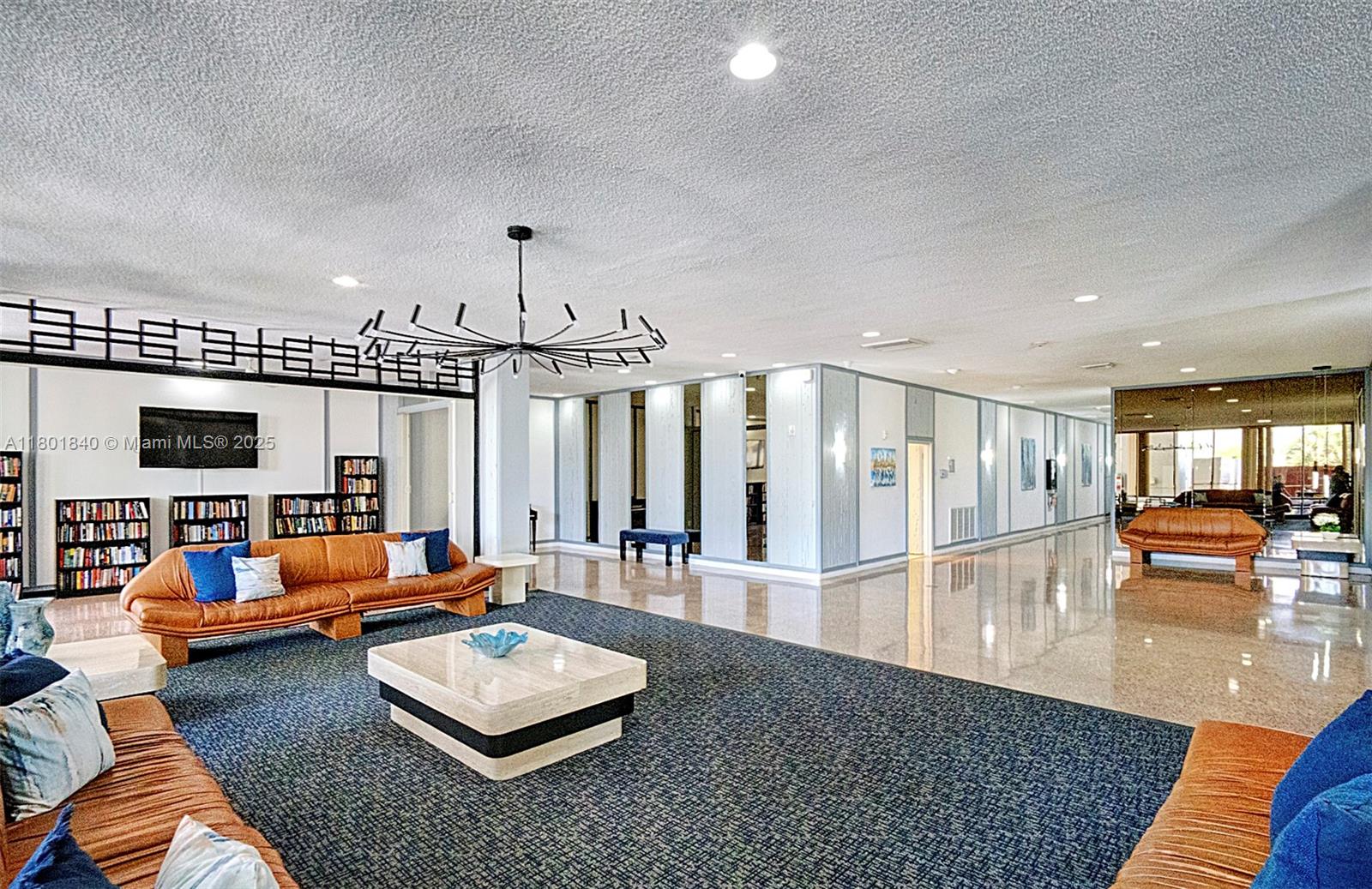 GOLDEN SURF TOWERS CONDO - Residential