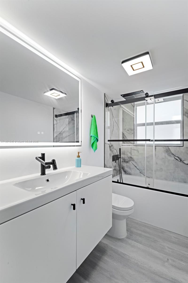 GOLDEN SURF TOWERS CONDO - Residential