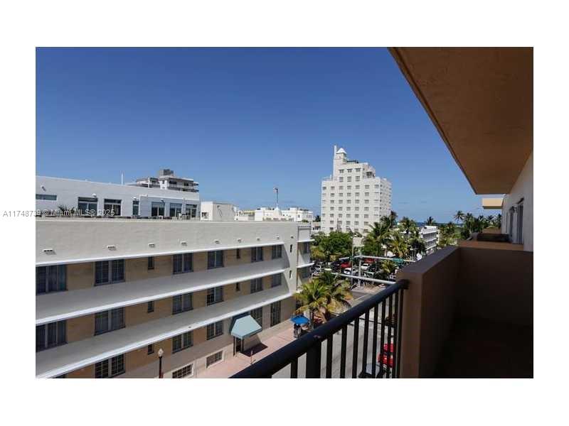 Property for Sale at 1150 Collins Ave 502, Miami Beach, Miami-Dade County, Florida - Bedrooms: 2 
Bathrooms: 2  - $499,750