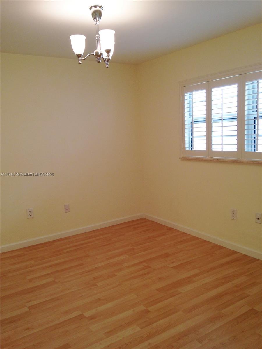 COLLINS VISTA - Residential