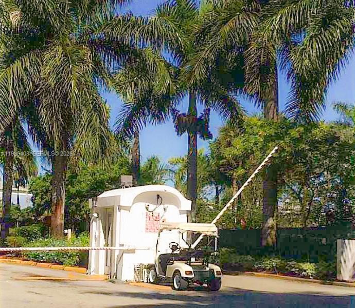 MONTECARLO CONDO - Residential Lease