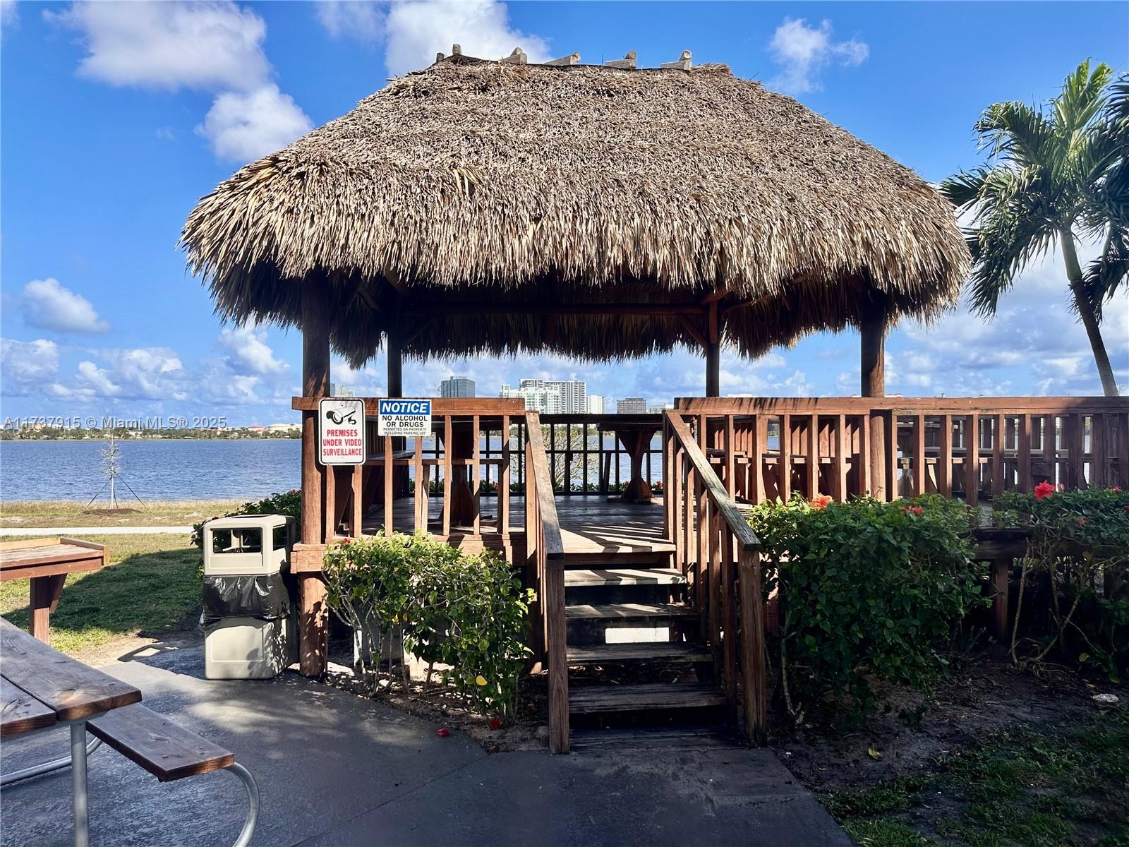 CLEAR LAKE CLUB CONDO - Residential