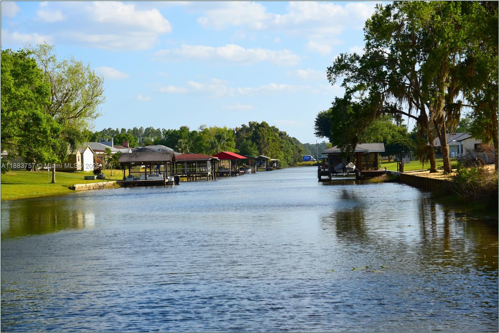Indian Lake Eststes - Land