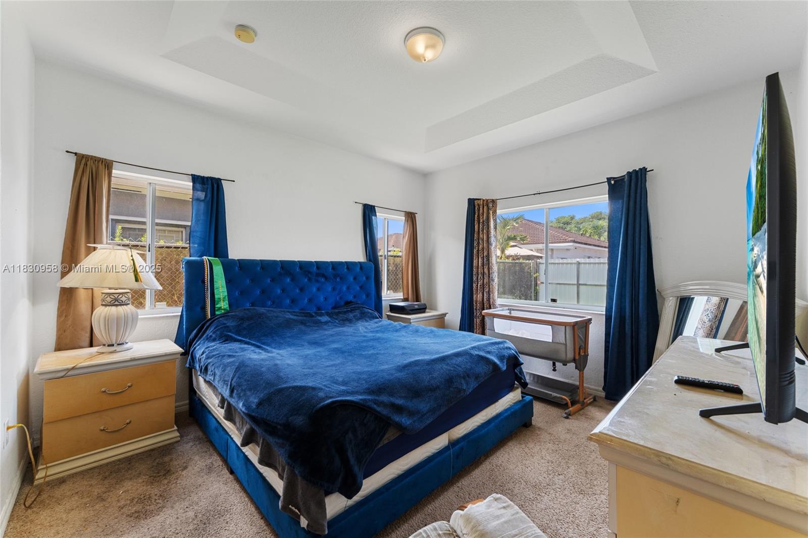 SILVER PALM LAKE - Residential