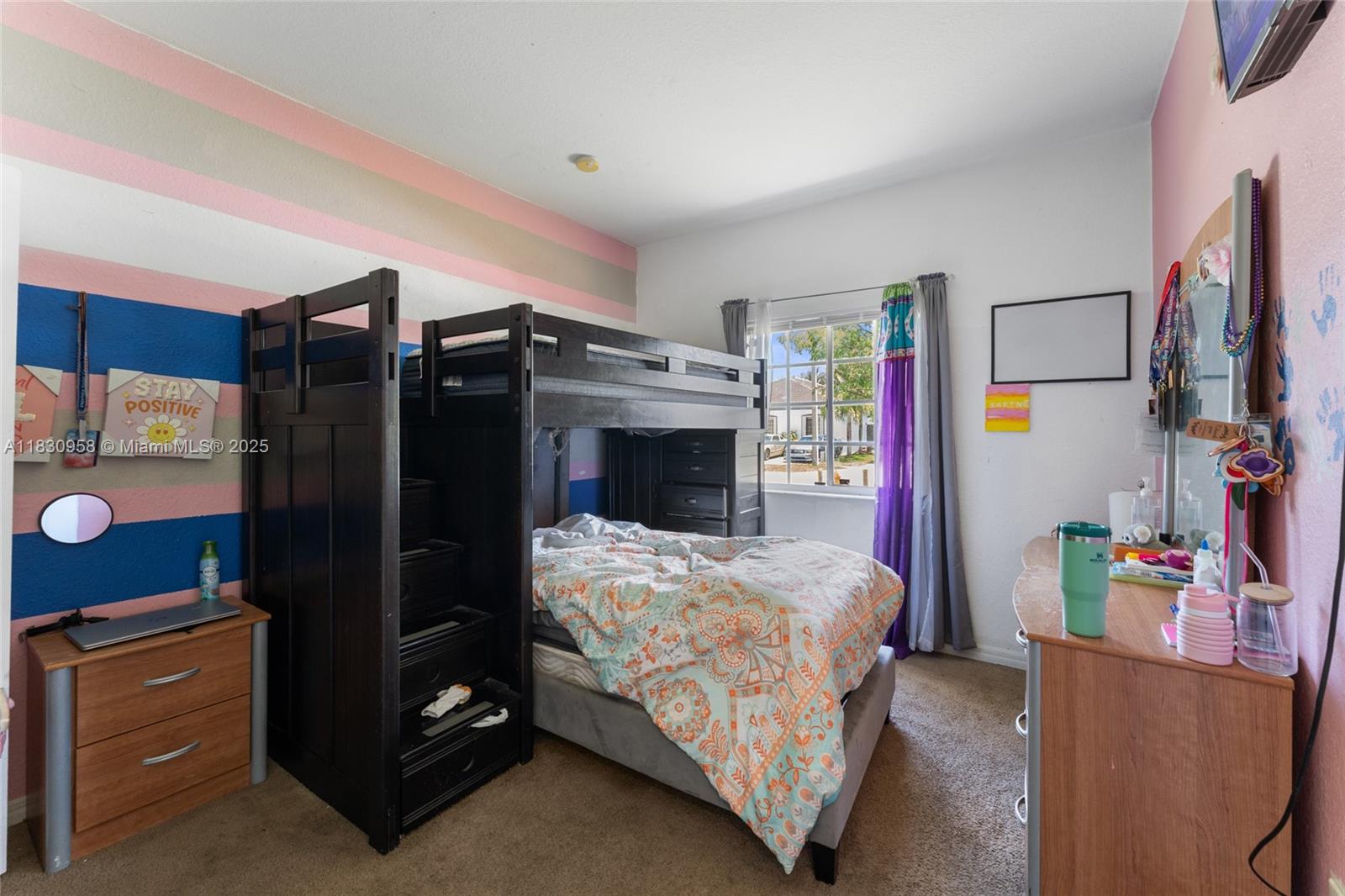 SILVER PALM LAKE - Residential